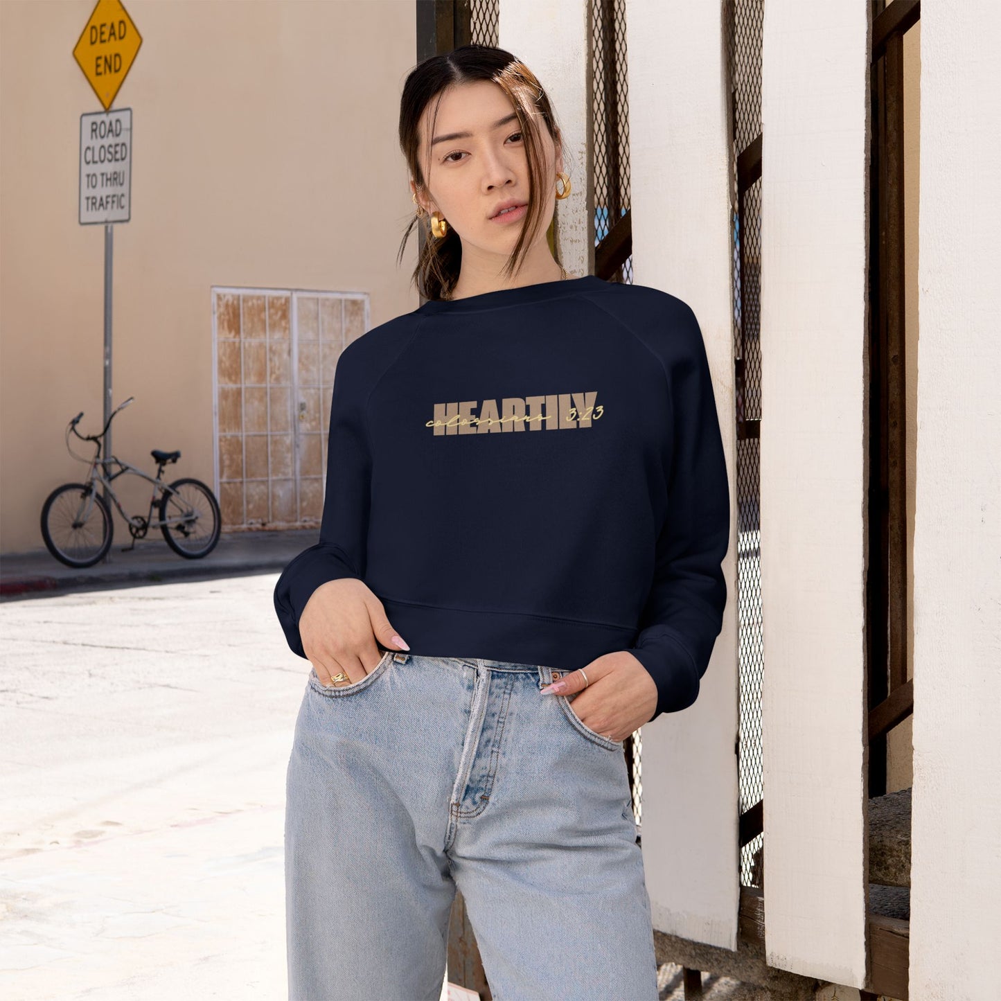 Heartily & Verse Women's Cropped Fleece Pullover